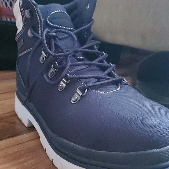 blue lugz